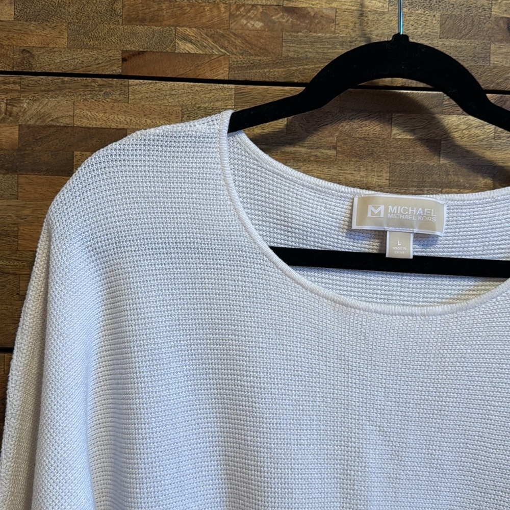 MICHAEL KORS white light knit sweater with high low scoop hemline